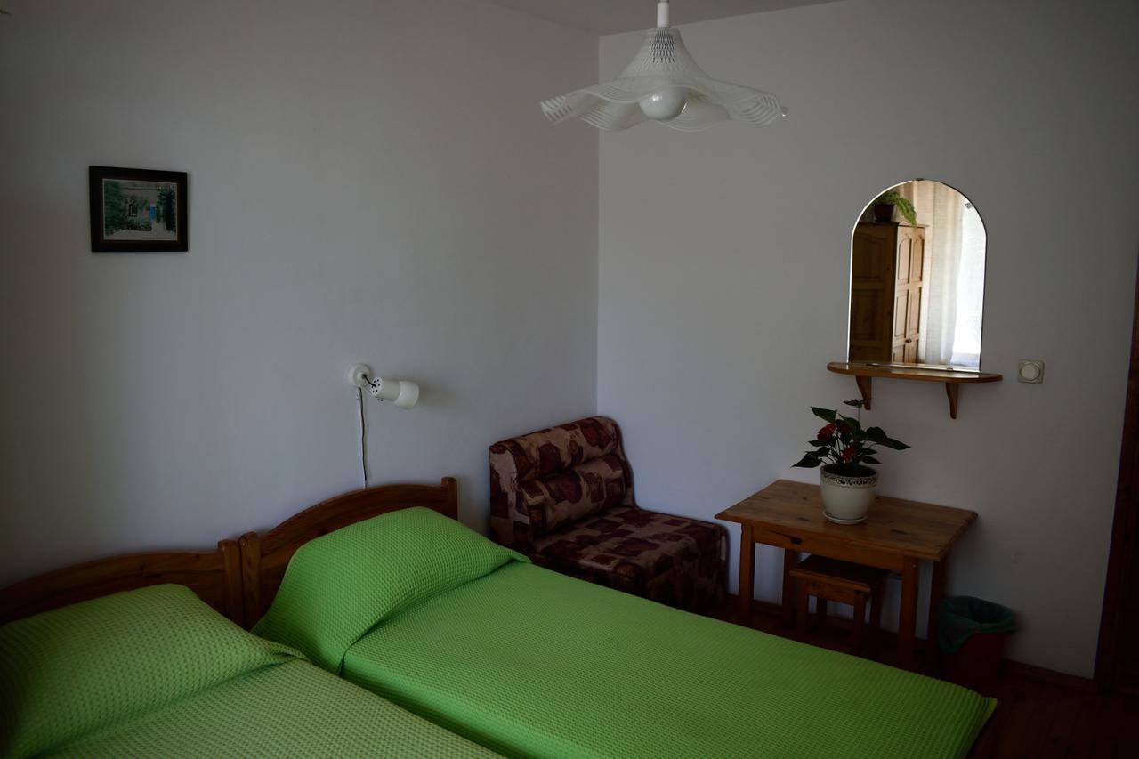Guest House Villa Katty بالشيك المظهر الخارجي الصورة