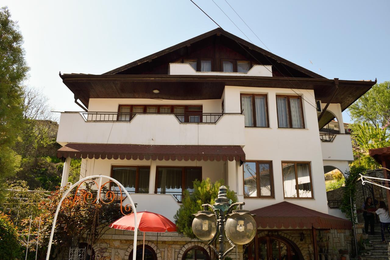 Guest House Villa Katty بالشيك المظهر الخارجي الصورة